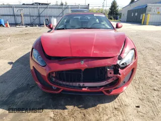 2014 Maserati GranTurismo Sport с VIN ZAM45VMAXE0106980, выставлен на аукционе Copart как лот 54360945 с пробегом 83 010 миль миль и Списание • Salvage title. История ставок и продаж доступна на DreamBid. Изображение 5.