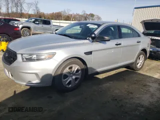 2019 Ford Police Interceptor Sedan with VIN 1FAHP2MK3KG101751, listed as a Copart auction lot 84899784 with 60,966 mi miles and Salvage Title. Bid and sale history available at carsss.com. Image 1.