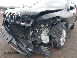 2014 Jeep Cherokee Limited z VIN 1C4PJMDS3EW300537, wystawiony jako IAAI lot #41921510 z przebiegiem 173 866 mil mil oraz . Historia ofert i sprzedaży dostępna na DreamBid. Obrazek 6.