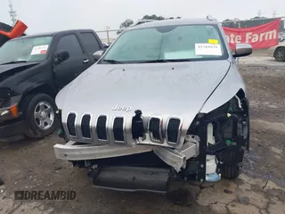 2016 Jeep Cherokee Latitude with VIN 1C4PJLCS7GW336973, listed as a IAAI auction lot 41769839 with 89,805 mi miles. Bid and sale history available at carsss.com. Image 13.