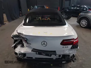 2019 Mercedes-Benz E 53 AMG with VIN WDD1K6BBXKF098282, listed as a IAAI auction lot 41482524 with 29,505 mi miles and . Bid and sale history available at DreamBid. Image 16.