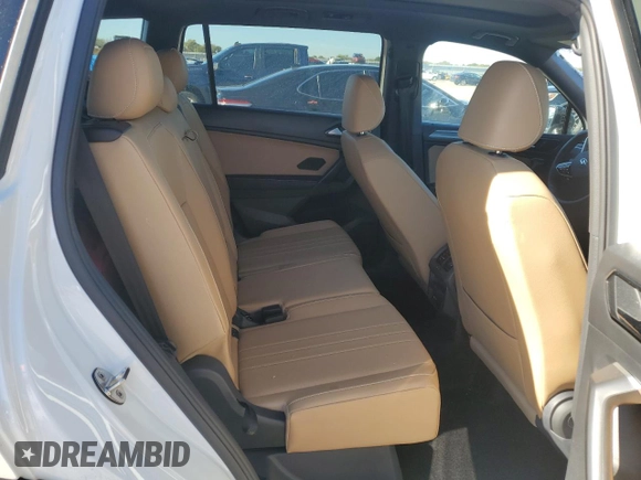 2024 Volkswagen Tiguan SE R-Line Black with VIN 3VVCB7AX1RM001262, listed as a Copart auction lot 80100514 with 13,225 mi miles and Salvage title. Bid and sale history available at DreamBid. Image 10.