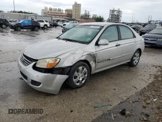 2008 Kia Spectra EX with VIN KNAFE121285529131, listed as a Copart auction lot 61096535 with 161,595 mi miles and Salvage title. Bid and sale history available at DreamBid. Image 1.