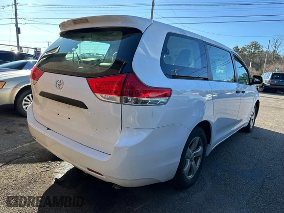 2014 Toyota Sienna L with VIN 5TDZK3DC7ES448022, listed as a Copart auction lot 52548605 with 202,484 mi miles and Clean Title. Bid and sale history available at carsss.com. Image 3.