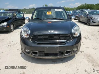 2011 MINI Countryman S with VIN WMWZC5C57BWL53495, listed as a Copart auction lot 61956365 with 117,812 mi miles and Clean title. Bid and sale history available at DreamBid. Image 5.