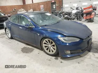 2018 Tesla Model S 75D with VIN 5YJSA1E24JF257817, listed as a IAAI auction lot 41960439 with 61,971 mi miles and . Bid and sale history available at DreamBid. Image 1.