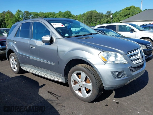 2010 Mercedes-Benz M 350 with VIN 4JGBB8GBXAA563623, listed as a IAAI auction lot 42188581 with 149,568 mi miles and . Bid and sale history available at DreamBid. Image 1.