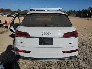 2024 Audi Q5 Premium with VIN WA1ABAFYXR2089184, listed as a Copart auction lot 82797764 with 0 mi miles and Salvage Title. Bid and sale history available at carsss.com. Image 6.