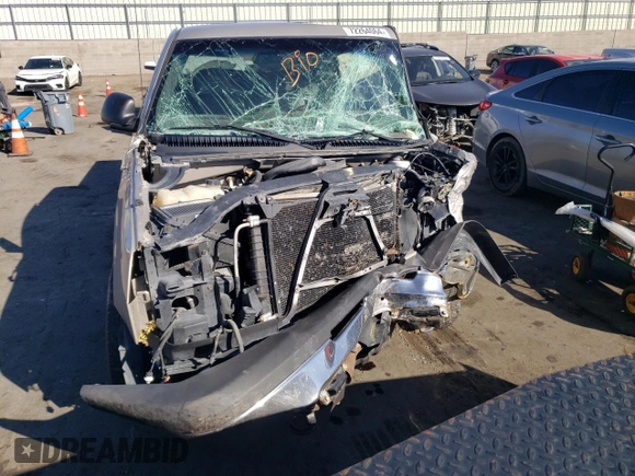 2004 Chevrolet Silverado 1500 Work Truck with VIN 1GCEC19VX4E383570, listed as a Copart auction lot 72264064 with 0 mi miles and Salvage Title. Bid and sale history available at carsss.com. Image 5.