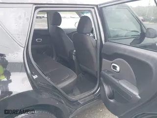 2015 Kia Soul with VIN KNDJN2A20F7810164, listed as a IAAI auction lot 41972815 with 97,095 mi miles. Bid and sale history available at carsss.com. Image 8.