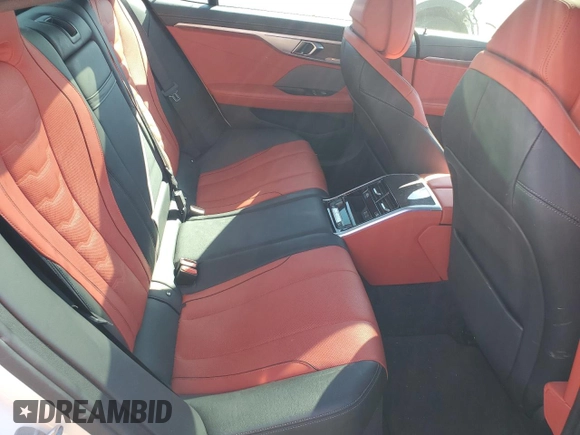 2020 BMW 8 Series M850i с VIN WBAGV8C09LCD92702, выставлен на аукционе Copart как лот 74740344 с пробегом 12 498 миль миль и Чистый • Clean title. История ставок и продаж доступна на DreamBid. Изображение 10.