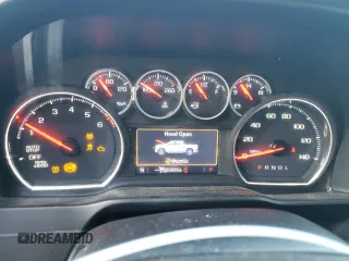 2019 Chevrolet Silverado 1500 LT with VIN 1GCRWCEKXKZ275164, listed as a Copart auction lot 42103595 with 205,856 mi miles and Clean Title. Bid and sale history available at DreamBid. Image 9.