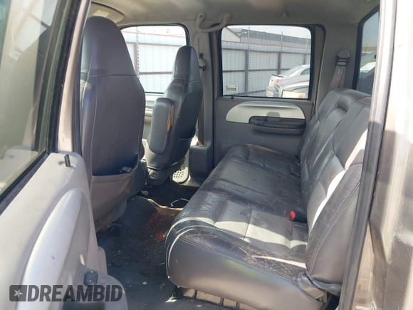 2001 Ford Super Duty F-250 XL with VIN 1FTNW21S31EC77648, listed as a IAAI auction lot 41523954 with 218,035 mi miles. Bid and sale history available at carsss.com. Image 8.