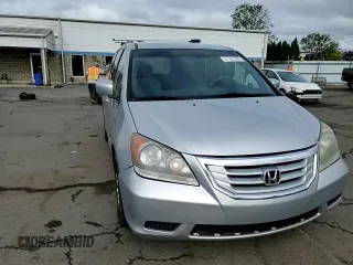 2010 Honda Odyssey EX z VIN 5FNRL3H43AB095521, wystawiony jako Copart lot #57322365 z przebiegiem 208 226 mil mil oraz Szkoda całkowita • Salvage title. Historia ofert i sprzedaży dostępna na DreamBid. Obrazek 14.