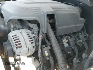 2008 Chevrolet Silverado 2500HD Work Truck z VIN 1GBHC24K68E214964, wystawiony jako IAAI lot #42969853 z przebiegiem 160 187 mil mil oraz . Historia ofert i sprzedaży dostępna na DreamBid. Obrazek 20.