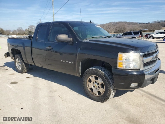2011 Chevrolet Silverado 1500 LT with VIN 1GCRCSE05BZ283755, listed as a Copart auction lot 41523594 with 152,850 mi miles and Salvage Title. Bid and sale history available at carsss.com. Image 4.