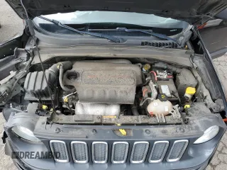2018 Jeep Renegade Sport z VIN ZACCJBAB6JPG92329, wystawiony jako Copart lot #50967645 z przebiegiem 61 256 mil mil oraz Szkoda całkowita • Salvage title. Historia ofert i sprzedaży dostępna na DreamBid. Obrazek 11.