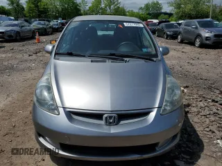 2007 Honda Fit с VIN JHMGD38457S043676, выставлен на аукционе Copart как лот 57217005 с пробегом 208 480 миль миль и Чистый • Clean title. История ставок и продаж доступна на DreamBid. Изображение 5.