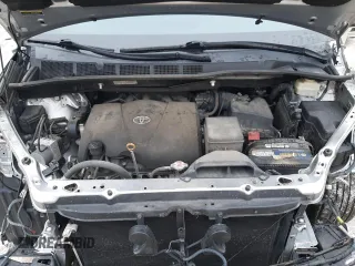 2018 Toyota Sienna XLE Auto Access Seat с VIN 5TDYZ3DC5JS929713, выставлен на аукционе Copart как лот 43368025 с пробегом 125 712 миль миль и На запчасти • Non repairable. История ставок и продаж доступна на DreamBid. Изображение 12.