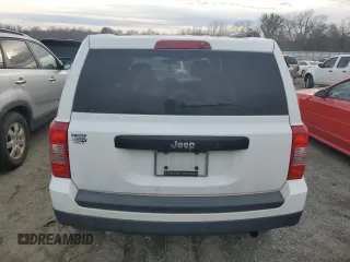 2015 Jeep Patriot Sport with VIN 1C4NJPBB1FD152770, listed as a Copart auction lot 43058705 with 140,959 mi miles and Salvage Title. Bid and sale history available at carsss.com. Image 6.