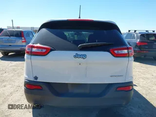 2017 Jeep Cherokee Sport with VIN 1C4PJLAB7HW654385, listed as a IAAI auction lot 41722028 with 91,033 mi miles. Bid and sale history available at carsss.com. Image 16.
