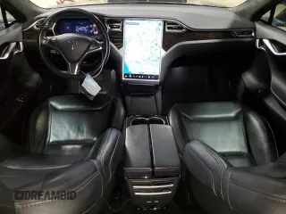2016 Tesla Model S 70 with VIN 5YJSA1E13GF157708, listed as a Copart auction lot 57911925 with 131,606 mi miles and Clean title. Bid and sale history available at DreamBid. Image 8.