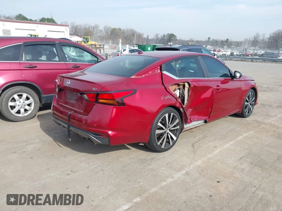 2019 Nissan Altima 2.5 SR with VIN 1N4BL4CV7KC113840, listed as a IAAI auction lot 41748943 with 82,930 mi miles. Bid and sale history available at carsss.com. Image 4.