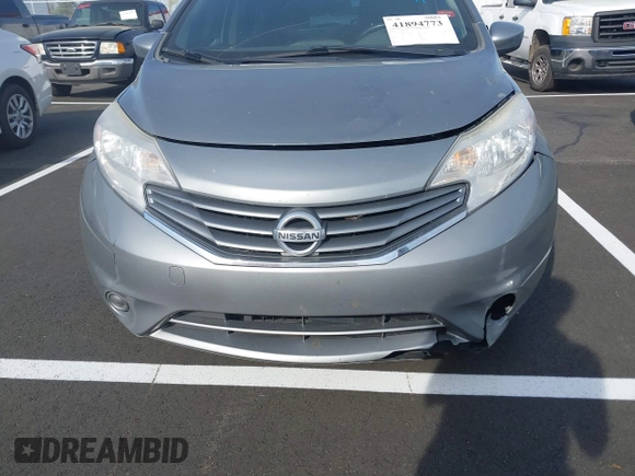 2015 Nissan Note S z VIN 3N1CE2CP4FL405926, wystawiony jako IAAI lot #41894773 z przebiegiem 120 316 mil mil oraz . Historia ofert i sprzedaży dostępna na DreamBid. Obrazek 6.
