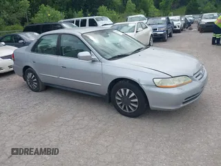 2001 Honda Accord LX z VIN 1HGCG56481A118200, wystawiony jako IAAI lot #42473424 z przebiegiem 210 874 mil mil oraz . Historia ofert i sprzedaży dostępna na DreamBid. Obrazek 1.