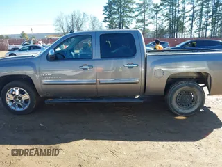 2013 Chevrolet Silverado 1500 LT with VIN 3GCPCSE06DG233909, listed as a IAAI auction lot 41601589 with 328,365 mi miles and . Bid and sale history available at DreamBid. Image 14.
