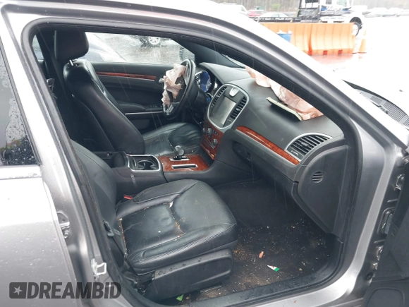 2014 Chrysler 300 with VIN 2C3CCAAG6EH375730, listed as a IAAI auction lot 41987157 with 154,272 mi miles. Bid and sale history available at carsss.com. Image 5.