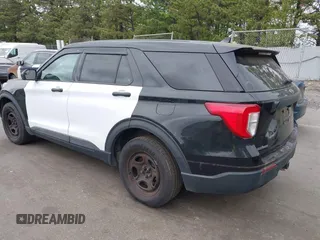 2021 Ford Police Interceptor Utility z VIN 1FM5K8AB7MGA43175, wystawiony jako IAAI lot #42322326 z przebiegiem Nie podano mil oraz . Historia ofert i sprzedaży dostępna na DreamBid. Obrazek 3.