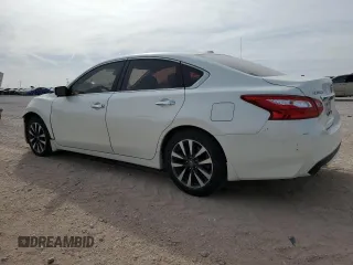 2016 Nissan Altima SL with VIN 1N4AL3AP5GC290873, listed as a Copart auction lot 50011555 with 70,949 mi miles and Salvage Title. Bid and sale history available at carsss.com. Image 2.