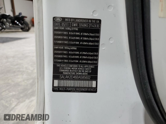 2011 Land Rover LR4 Lux with VIN SALAK2D46BA585602, listed as a Copart auction lot 54213545 with 200,777 mi miles and Salvage title. Bid and sale history available at DreamBid. Image 14.