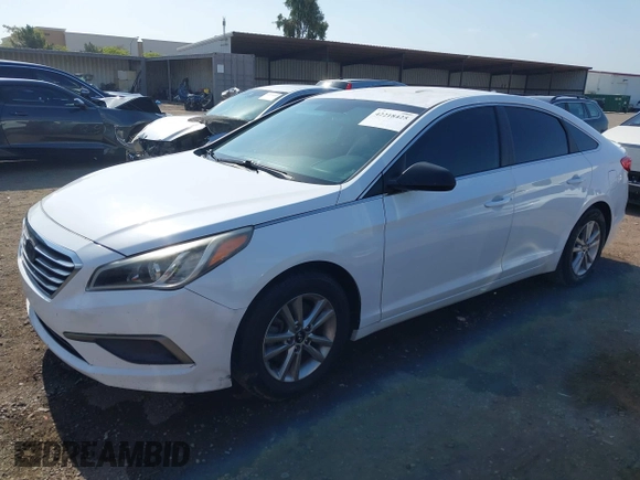 2016 Hyundai Sonata SE with VIN 5NPE24AF7GH304546, listed as a IAAI auction lot 42218425 with 153,619 mi miles and . Bid and sale history available at carsss.com. Image 17.