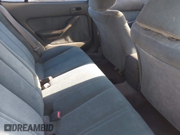 1993 Toyota Camry LE with VIN 4T1SK12E6PU316163, listed as a IAAI auction lot 42046444 with 261,514 mi miles. Bid and sale history available at carsss.com. Image 8.