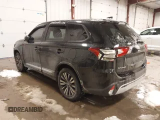 2020 Mitsubishi Outlander ES z VIN JA4AZ3A33LZ048610, wystawiony jako IAAI lot #41296277 z przebiegiem 59 372 mil mil oraz . Historia ofert i sprzedaży dostępna na DreamBid. Obrazek 3.