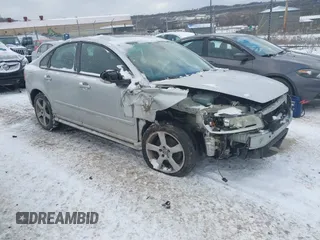 2011 Volvo S40 with VIN YV1672MS7B2542811, listed as a IAAI auction lot 41275702 with 144,810 mi miles. Bid and sale history available at carsss.com. Image 1.