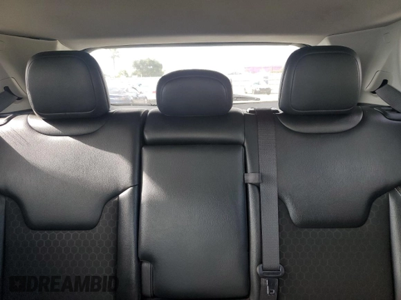 2021 Jeep Compass Latitude z VIN 3C4NJCBB6MT507917, wystawiony jako Copart lot #56979785 z przebiegiem 85 739 mil mil oraz Szkoda całkowita • Salvage title. Historia ofert i sprzedaży dostępna na DreamBid. Obrazek 10.
