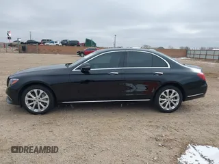 2017 Mercedes-Benz E with VIN WDDZF4JB9HA172715, listed as a IAAI auction lot 41570470 with 101,492 mi miles. Bid and sale history available at carsss.com. Image 14.
