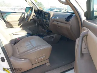 2004 Toyota Sequoia SR5 with VIN 5TDZT34A24S213103, listed as a IAAI auction lot 41675097 with 225,509 mi miles. Bid and sale history available at carsss.com. Image 5.