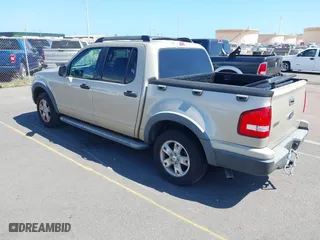 2007 Ford Explorer Sport Trac XLT with VIN 1FMEU31K17UA00941, listed as a IAAI auction lot 41916768 with 134,802 mi miles. Bid and sale history available at carsss.com. Image 3.