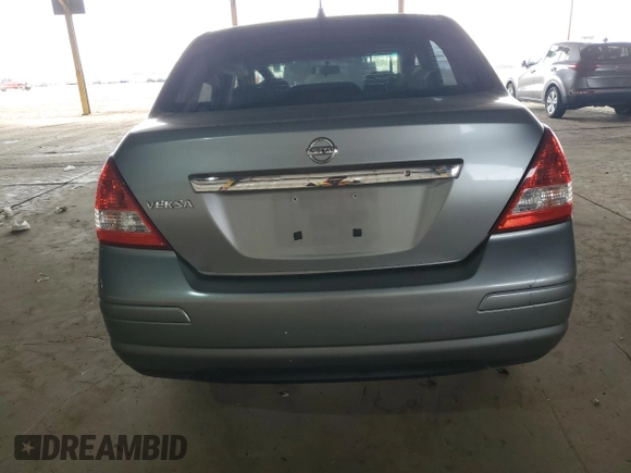 2011 Nissan Versa S with VIN 3N1BC1AP8BL470853, listed as a Copart auction lot 53004485 with 172,794 mi miles and Salvage title. Bid and sale history available at DreamBid. Image 6.