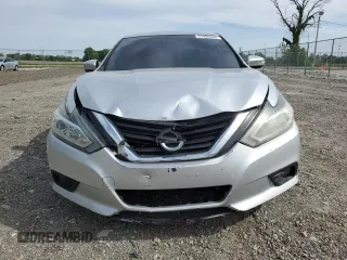 2017 Nissan Altima SL with VIN 1N4AL3AP3HC209841, listed as a Copart auction lot 57486595 with 200,668 mi miles and Salvage title. Bid and sale history available at DreamBid. Image 5.