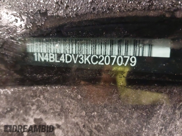 2019 Nissan Altima SV z VIN 1N4BL4DV3KC207079, wystawiony jako IAAI lot #41388598 z przebiegiem 145 576 mil mil oraz . Historia ofert i sprzedaży dostępna na DreamBid. Obrazek 9.