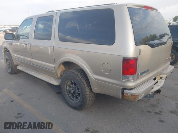 2005 Ford Excursion Limited с VIN 1FMNU43S05ED45873, выставлен на аукционе IAAI как лот 42627527 с пробегом 398 813 миль миль и . История ставок и продаж доступна на DreamBid. Изображение 3.