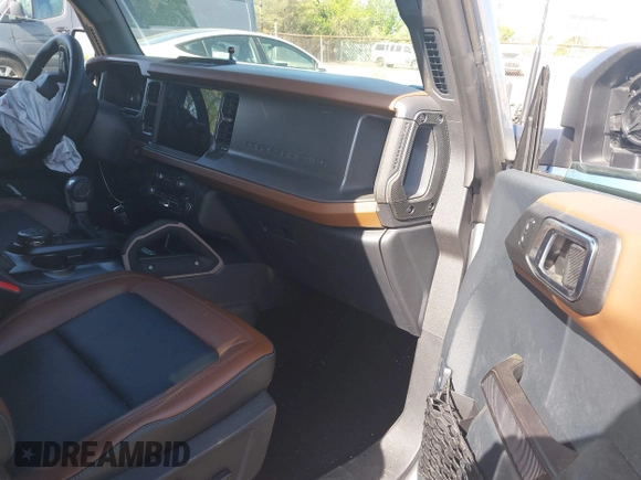 2024 Ford Bronco Outer Banks with VIN 1FMDE8BH9RLA87599, listed as a IAAI auction lot 42140524 with 2,606 mi miles and . Bid and sale history available at DreamBid. Image 5.