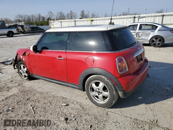 2007 MINI Hardtop z VIN WMWMF33547TT54263, wystawiony jako Copart lot #53400615 z przebiegiem 66 067 mil mil oraz Szkoda całkowita • Salvage title. Historia ofert i sprzedaży dostępna na DreamBid. Obrazek 2.