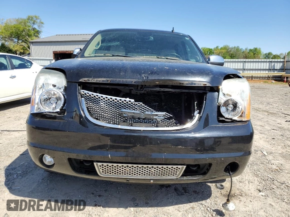 2011 GMC Yukon XL Denali with VIN 1GKS2MEF3BR308368, listed as a Copart auction lot 53600645 with 192,900 mi miles and Salvage Title. Bid and sale history available at carsss.com. Image 5.