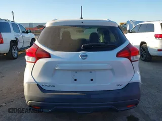 2019 Nissan Kicks SR z VIN 3N1CP5CU1KL546903, wystawiony jako IAAI lot #41765649 z przebiegiem 42 095 mil mil oraz . Historia ofert i sprzedaży dostępna na DreamBid. Obrazek 17.